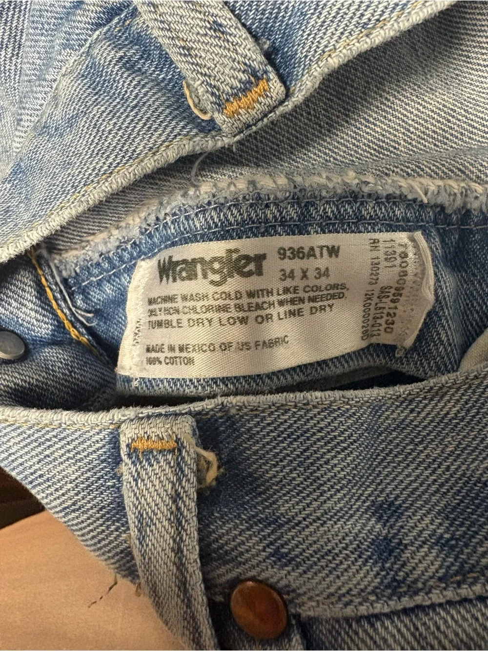 Wrangler Mens Light Blue Denim Jeans